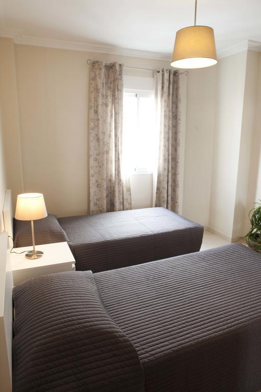 Apartment Ambrosia Nerja Oda fotoğraf